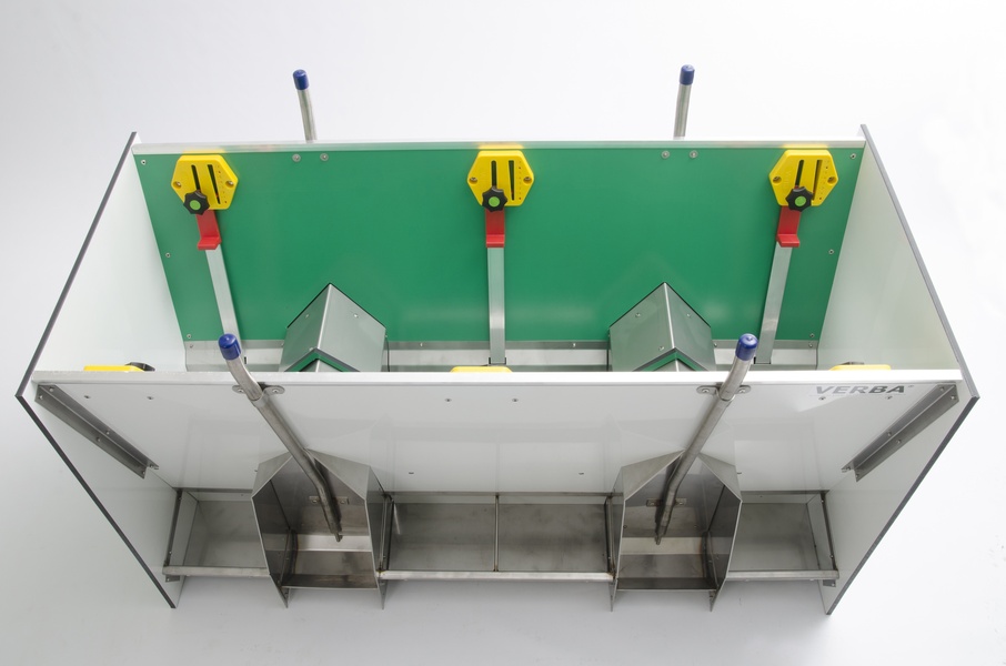 A00-3060 Bigro 48D bovenzijde biggen voerbak Voerbak gescheiden drinken en eten Bigro 48D