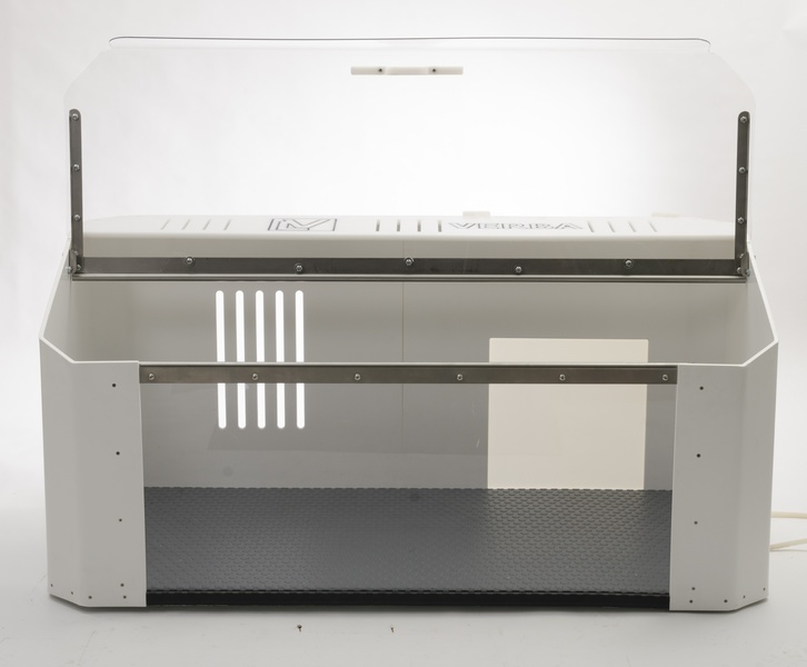 WELL-NEST Biggencabine prodromi project Biggencabine met opgeklapte transparante deksel