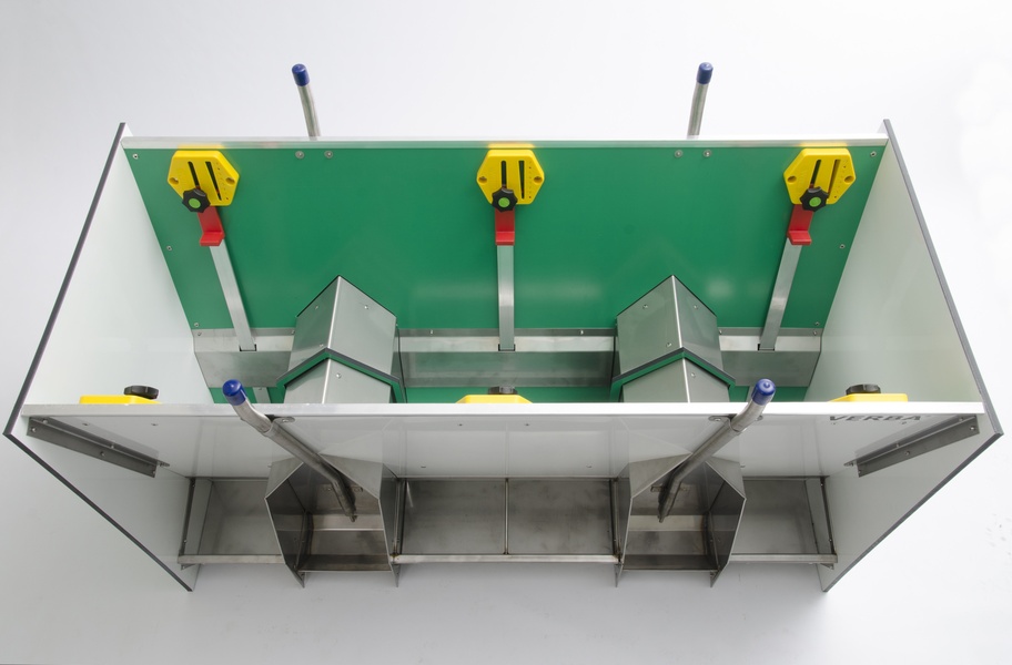 A00-3060 Bigro voerbak biggen bovenzijde Bovenzijde Bigro voerbak voor biggen